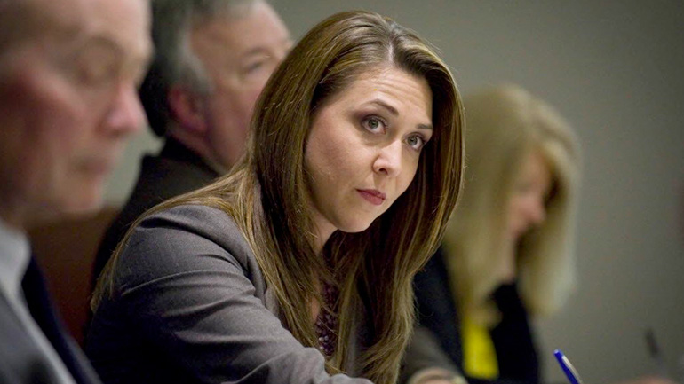 Δίκη Τραμπ: Οι Δημοκρατικοί καλούν τη Ρεπουμπλικανή βουλευτή Τζέιμι Μπάτλερ να καταθέσει